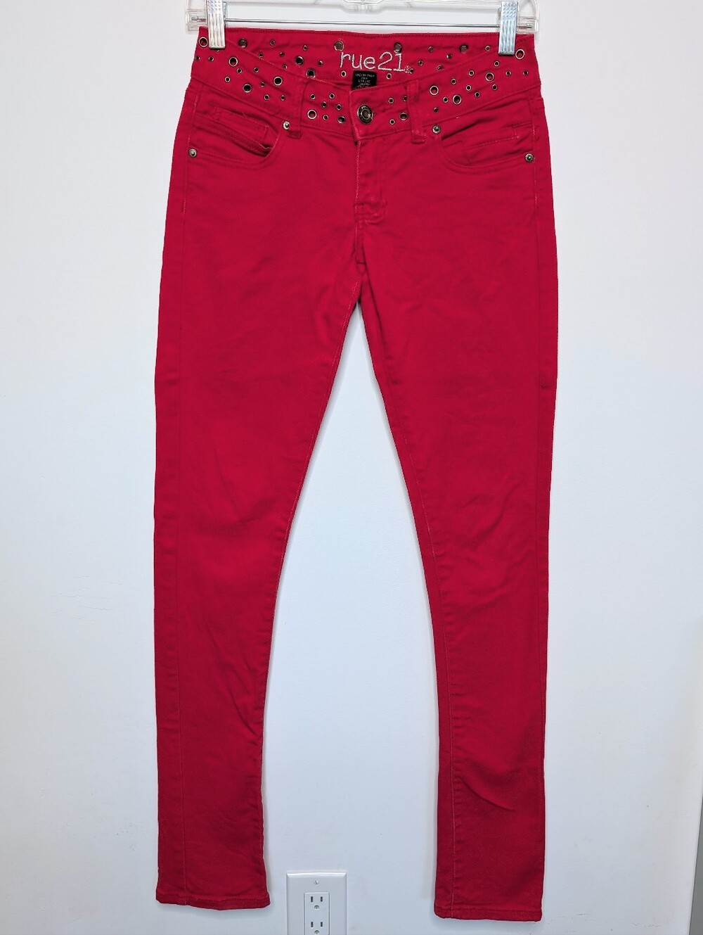 Y2K Low Rise Cherry Red Skinny Jeans With Metal Grommets Detail Stacked Leg